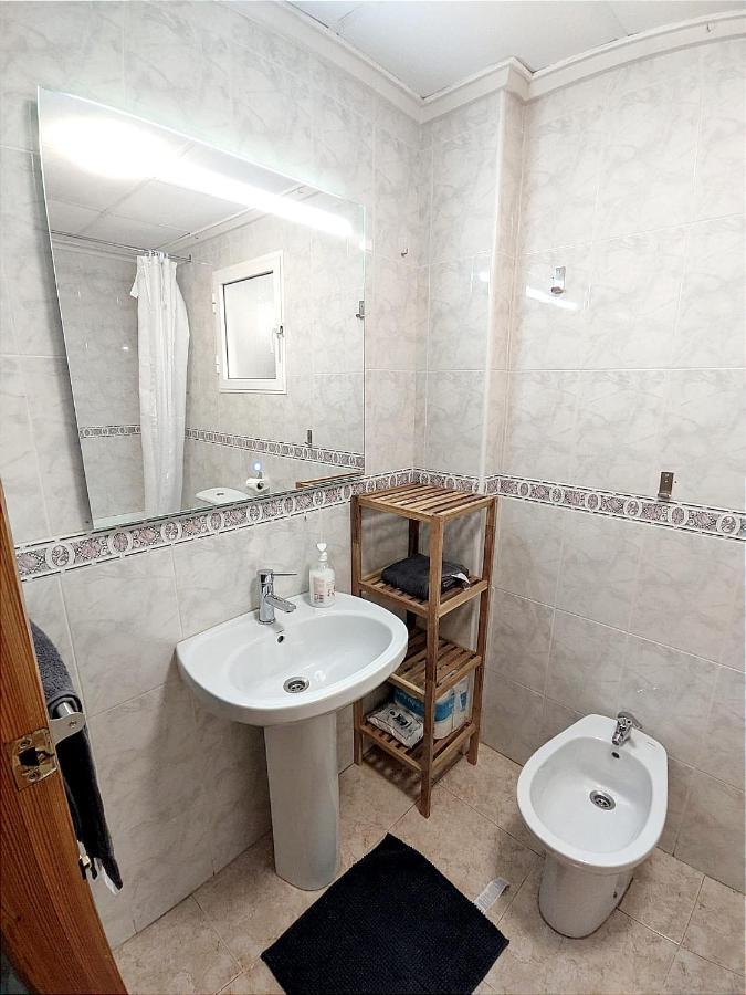 Modern Apartment 3Mins Walk To Playa Del Cura Beach Torrevieja Exterior foto